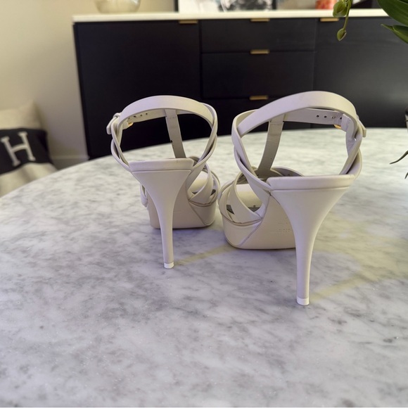 Yves Saint Laurent Women's White Tribute Platform Heels - Picture 3 of 5